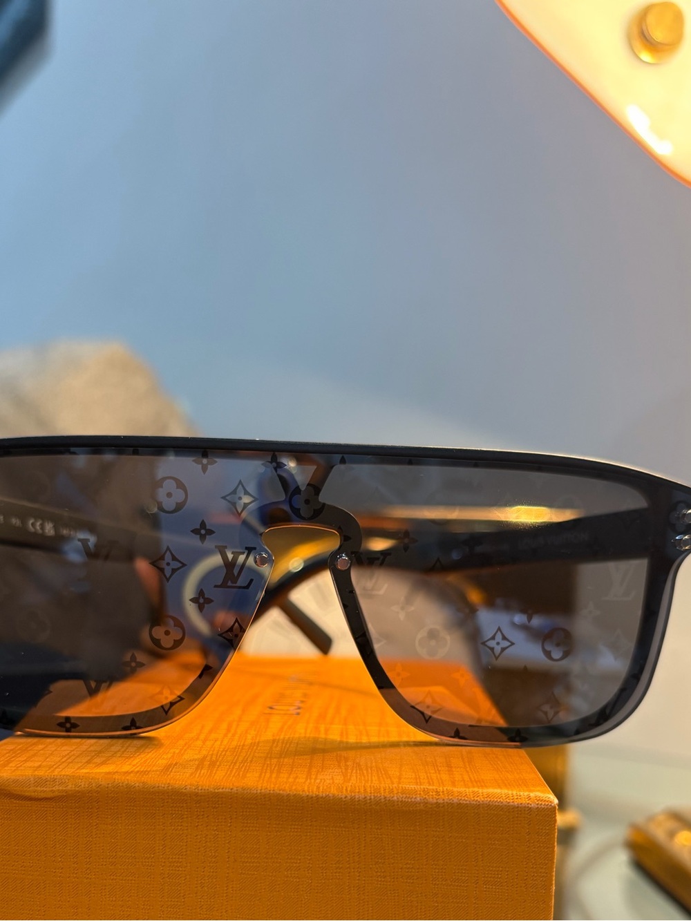 Louis Vuitton Mirror Monogram Shield Sunglasses in Black and Silver - Picture 5 of 8